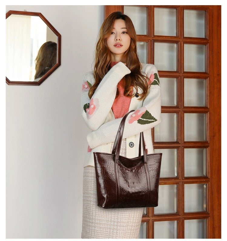 Women's Soft Leather Portable Large Capacity Shoulder Bag