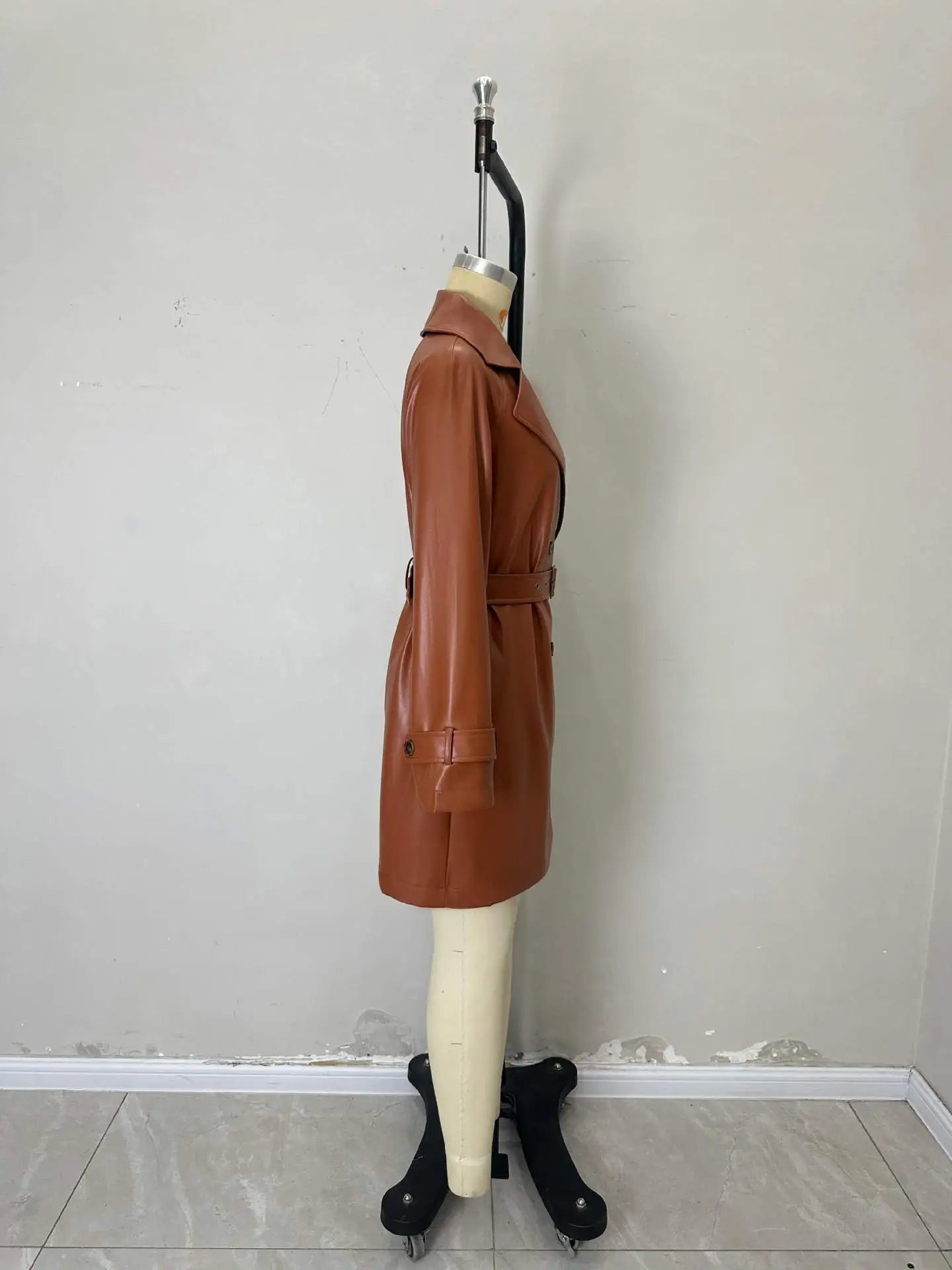 Fashion Slim Mid-length Women's Leather Coat