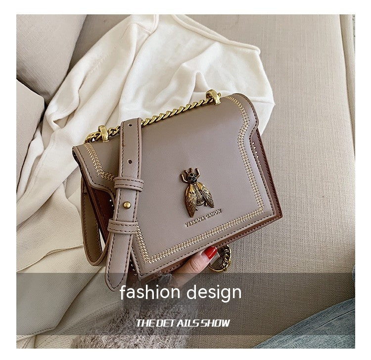Summer New Chain Retro Bee Shoulder Portable Messenger Bag