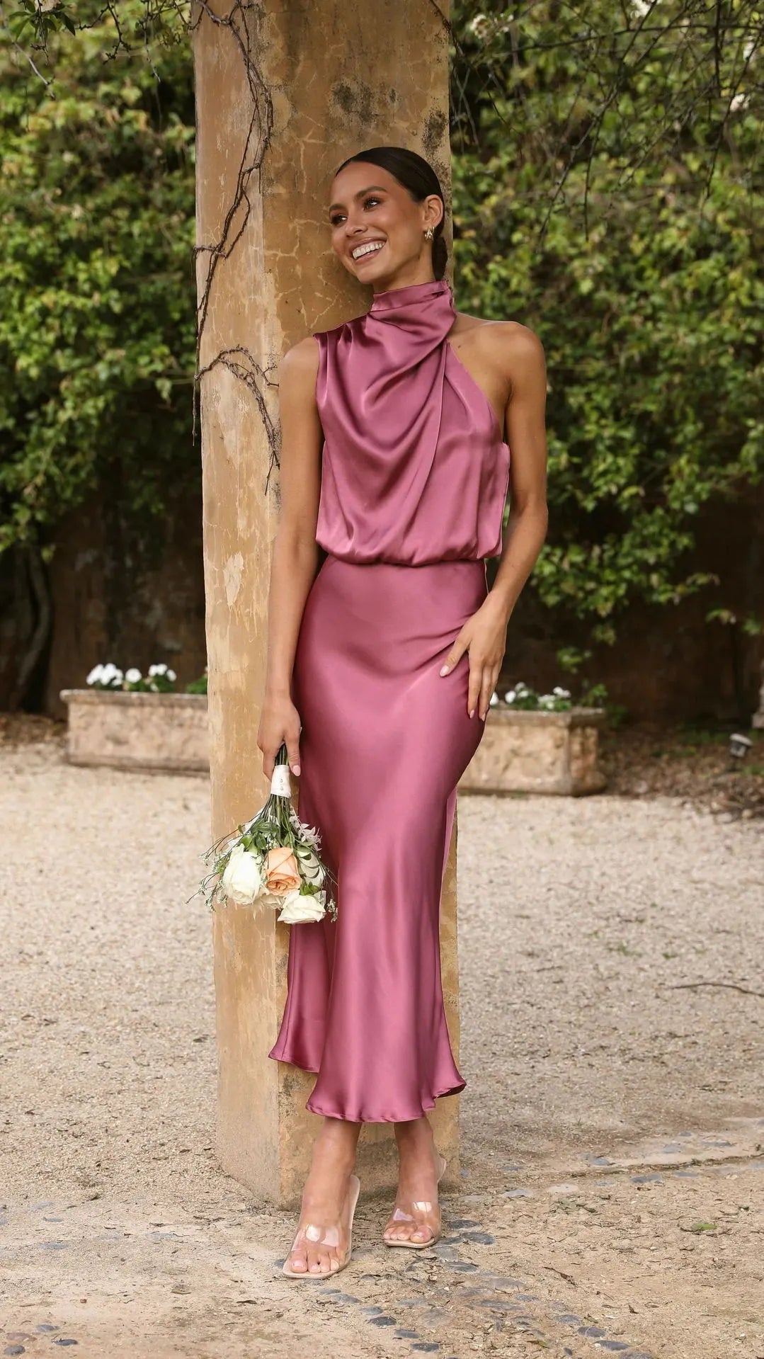 Sleeveless Halter Neck Dress Summer Fashion Temperament Evening Dresses For Women Clothing