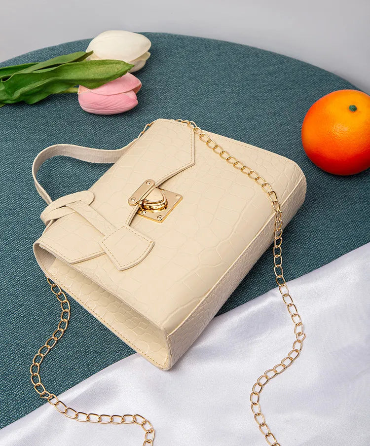 Street Fashion PU Crocodile Pattern Women's Handbag