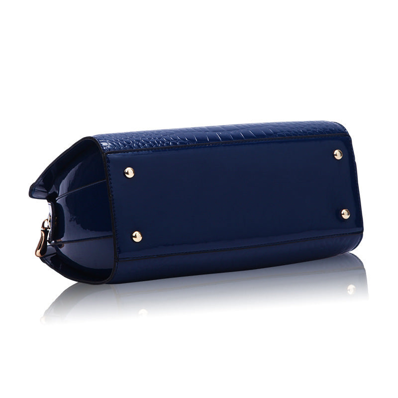 Elegant Ladies Handbag – Style Meets Function