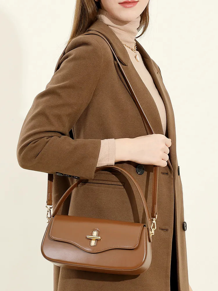Spring And Summer New Moon Baguette Bag Leather Handbag