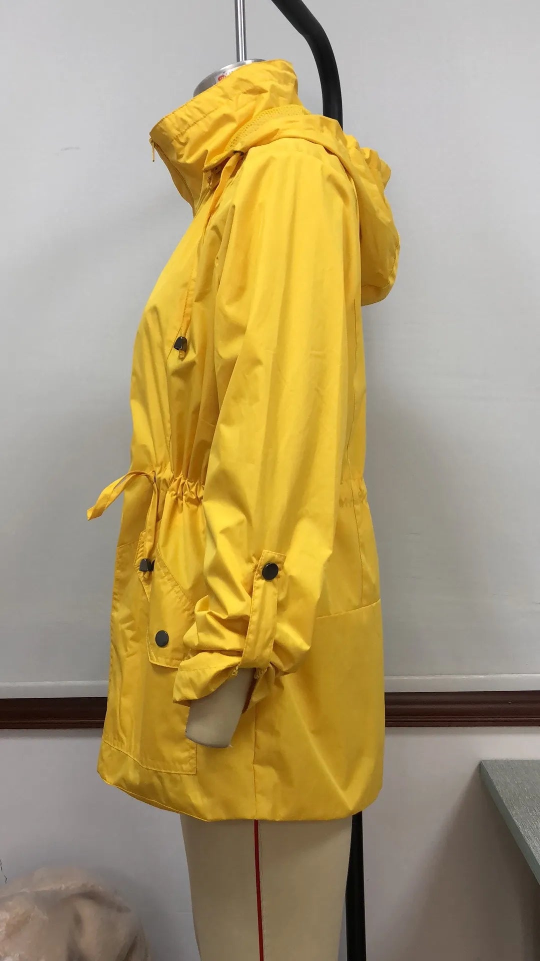 Women's Cinched Hoodie Outdoor Mountaineering Rain Jacket
