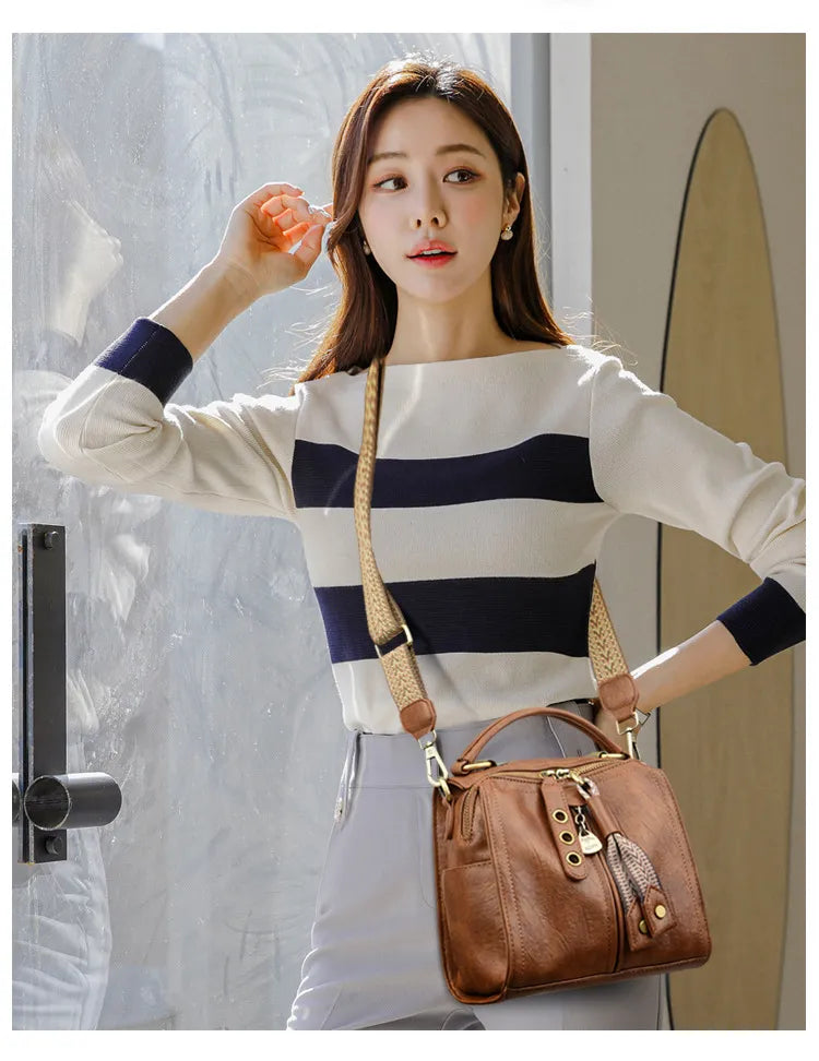 Multi-compartment Practical Messenger Bag Women's Shoulder Bag