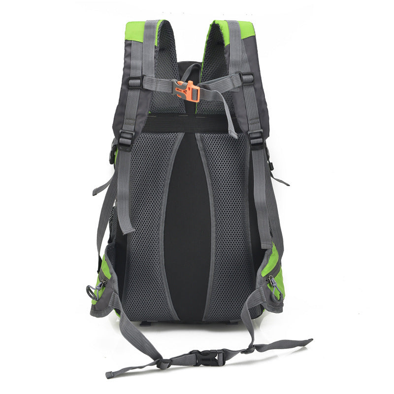 Fashionable Mountaineering Backpack for Men and Women – Trendy Outdoor for Travel and Hiking