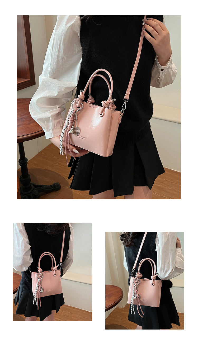 Women's Messenger Bag Fashion Portable One-shoulder Bucket Bag