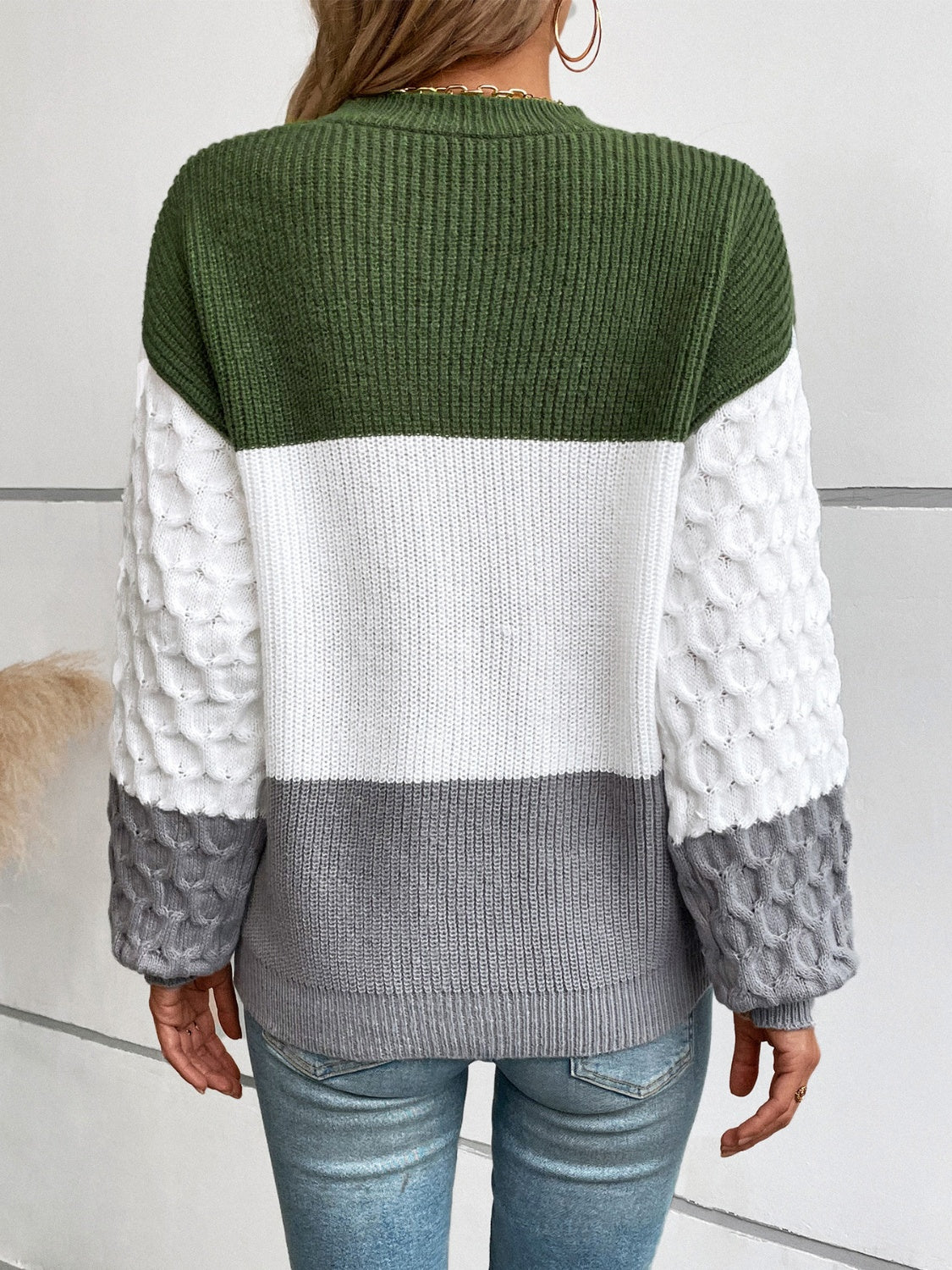Round Neck Long Sleeve Color Block Sweater