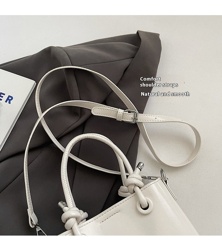 Women's Messenger Bag Fashion Portable One-shoulder Bucket Bag