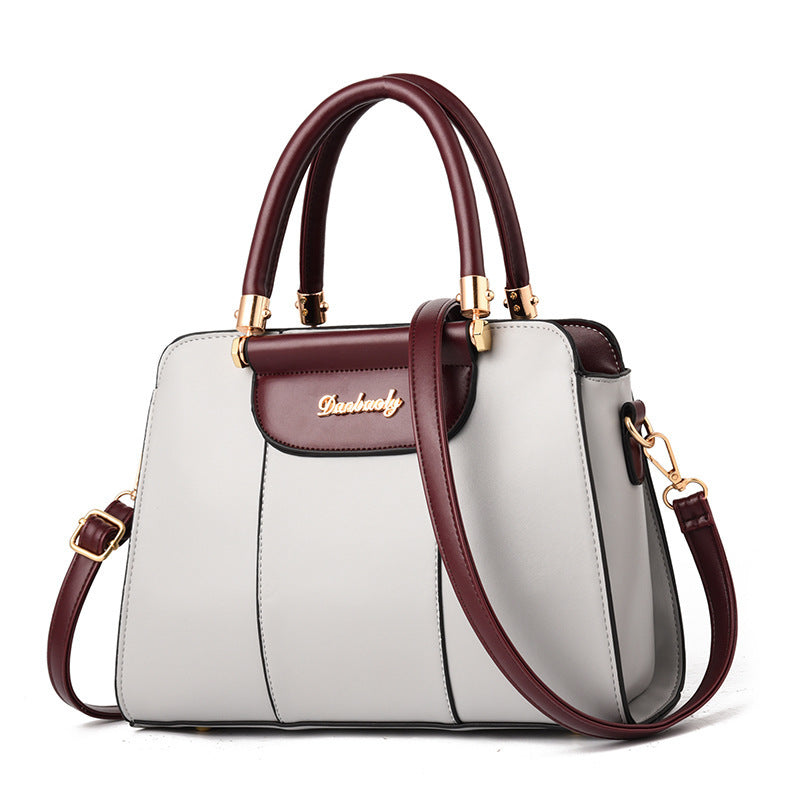 Classic Tote for Women – Everyday Elegance