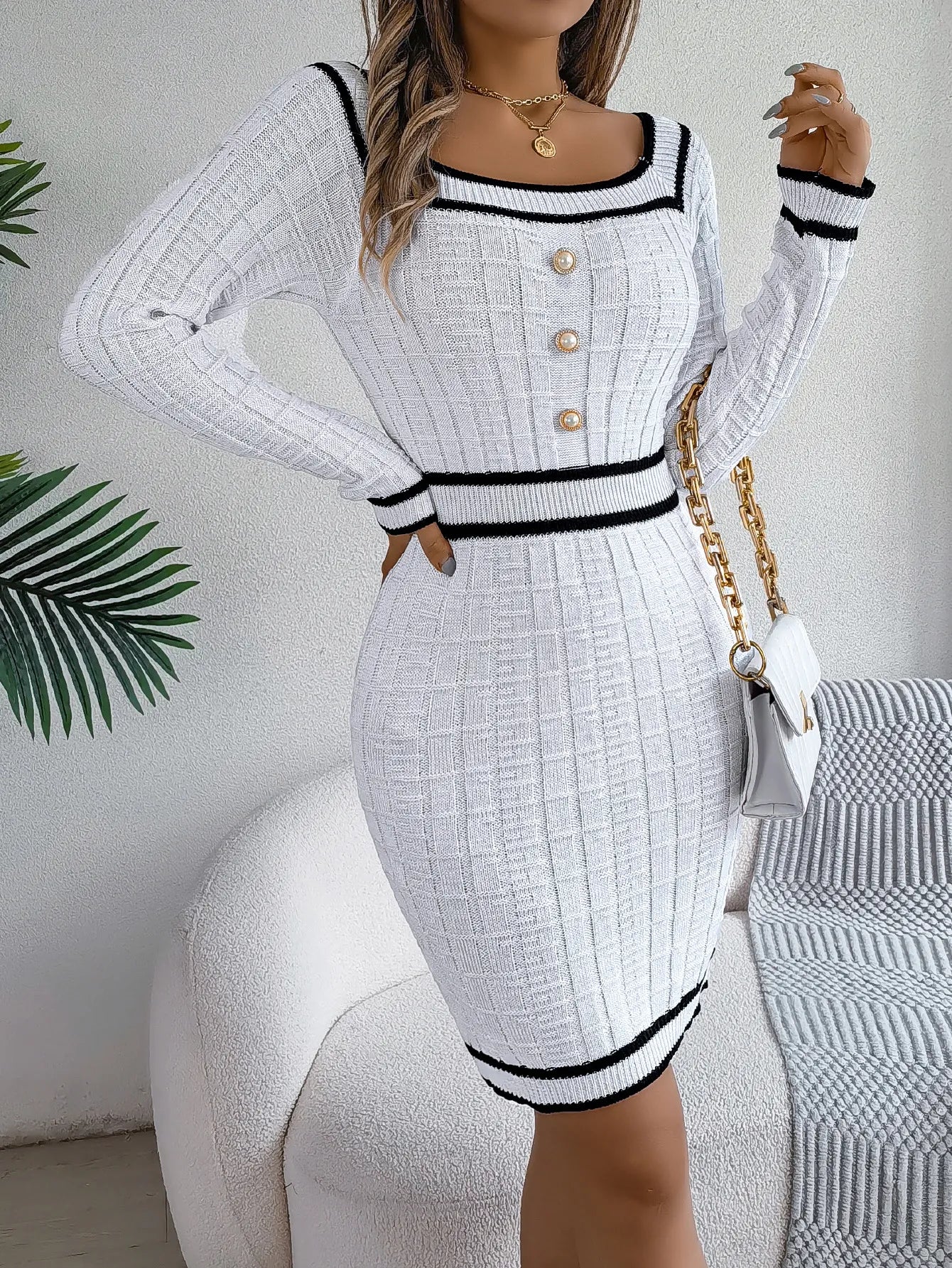 Women's Long-sleeved Sweater Hip Skirt