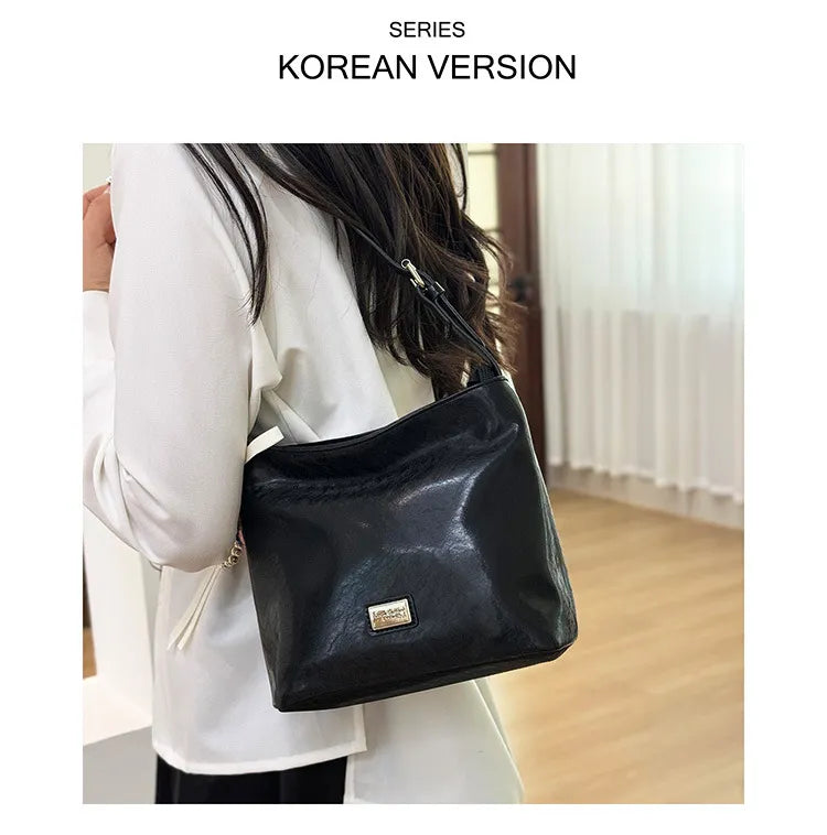 Women's Special-interest Design Casual Crossbody Bucket Bag