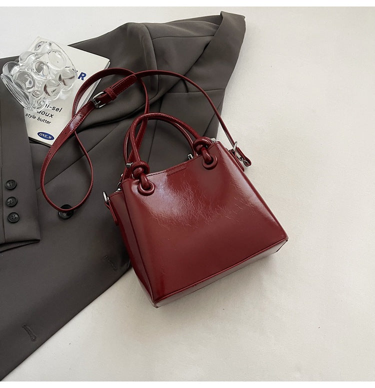 Women's Messenger Bag Fashion Portable One-shoulder Bucket Bag