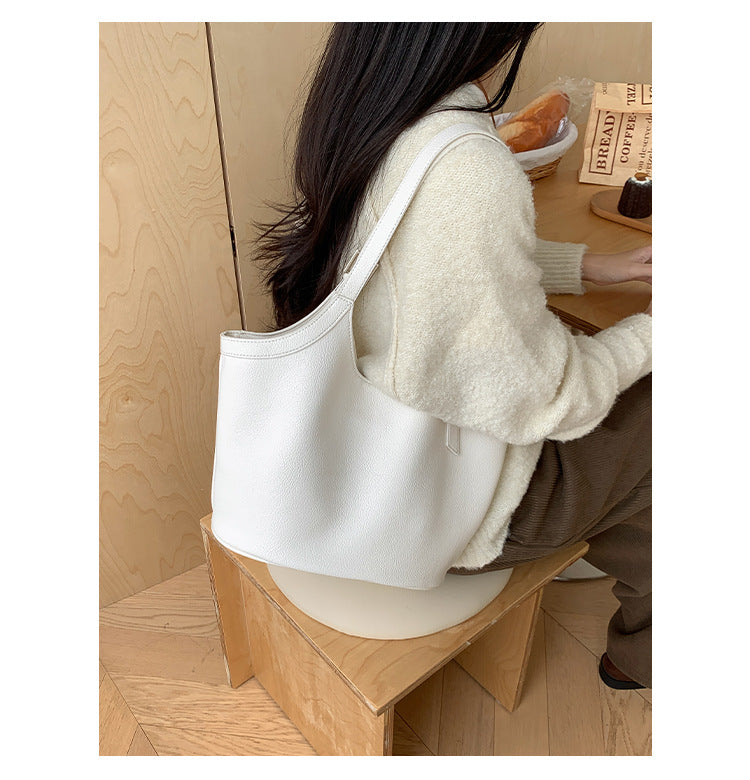 Idle Style Fashion Light Retro Pu Soft Leather Large Capacity Commuter Shoulder Bag