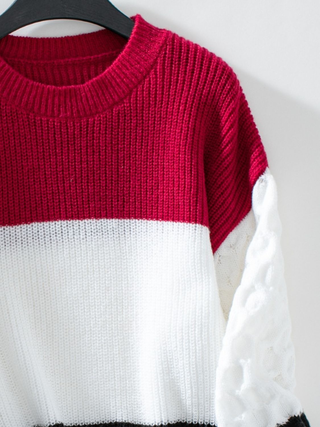 Round Neck Long Sleeve Color Block Sweater