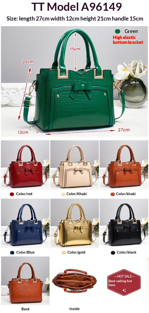 Sleek, Stylish Tote And Clutch Set For Women With A Large Capacity