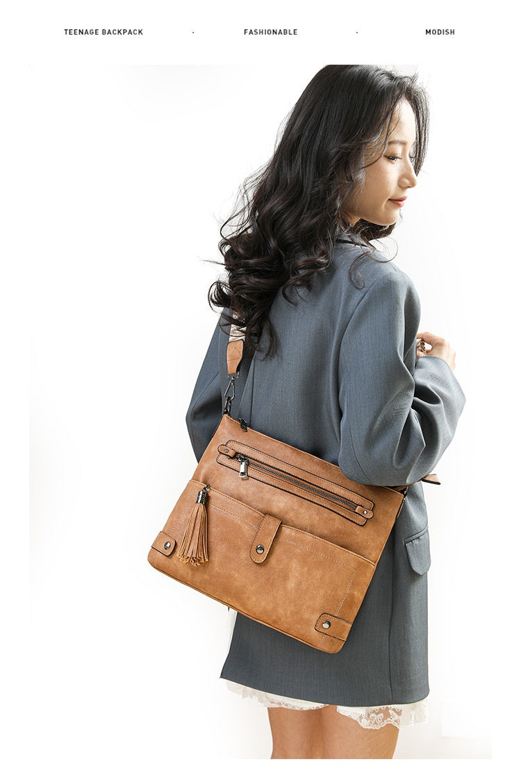 Retro Washed Leather Shoulder Messenger Bag