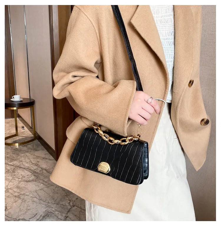 Retro Messenger Bag Simple Small Square Bag
