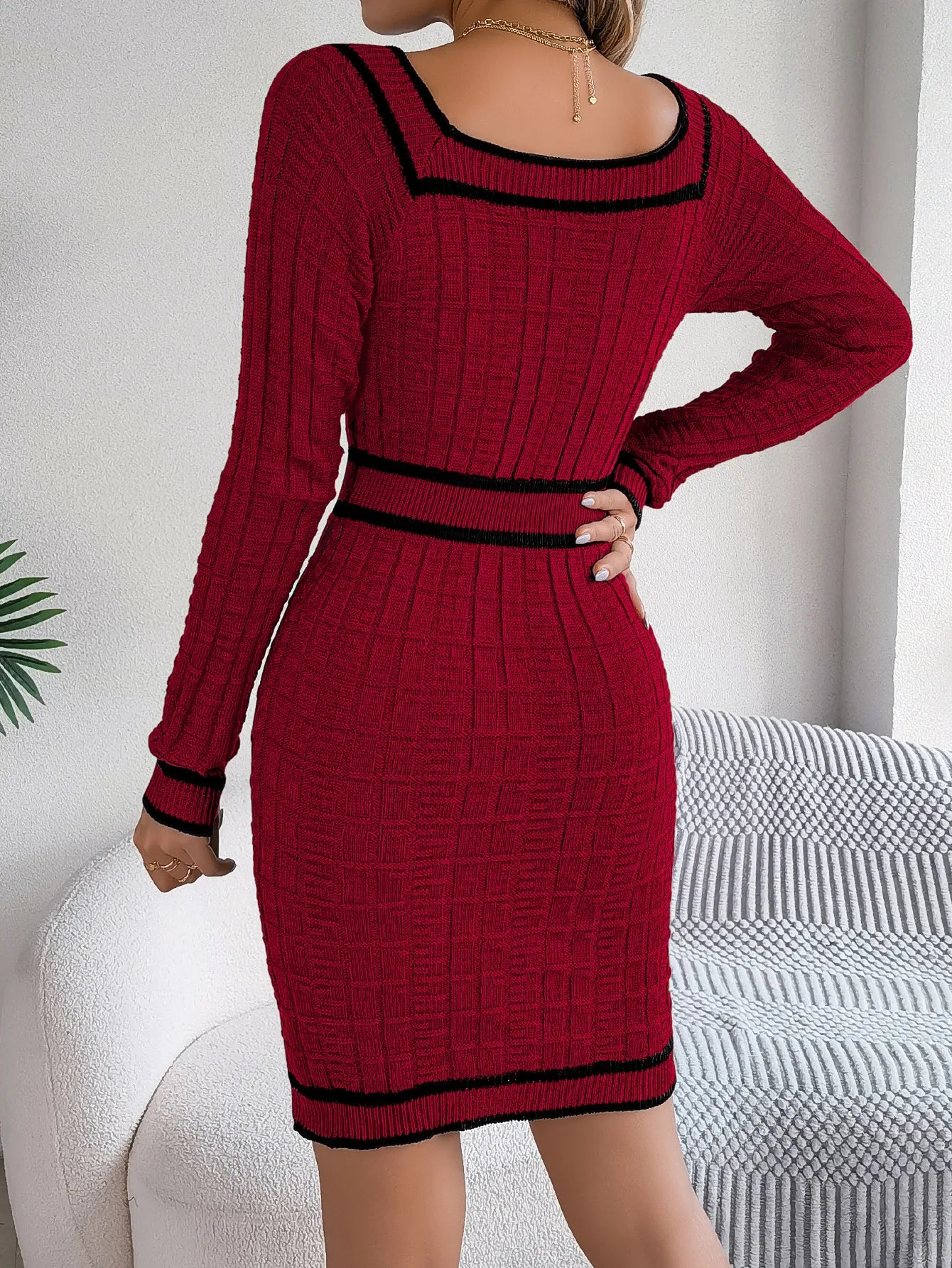 Women's Long-sleeved Sweater Hip Skirt