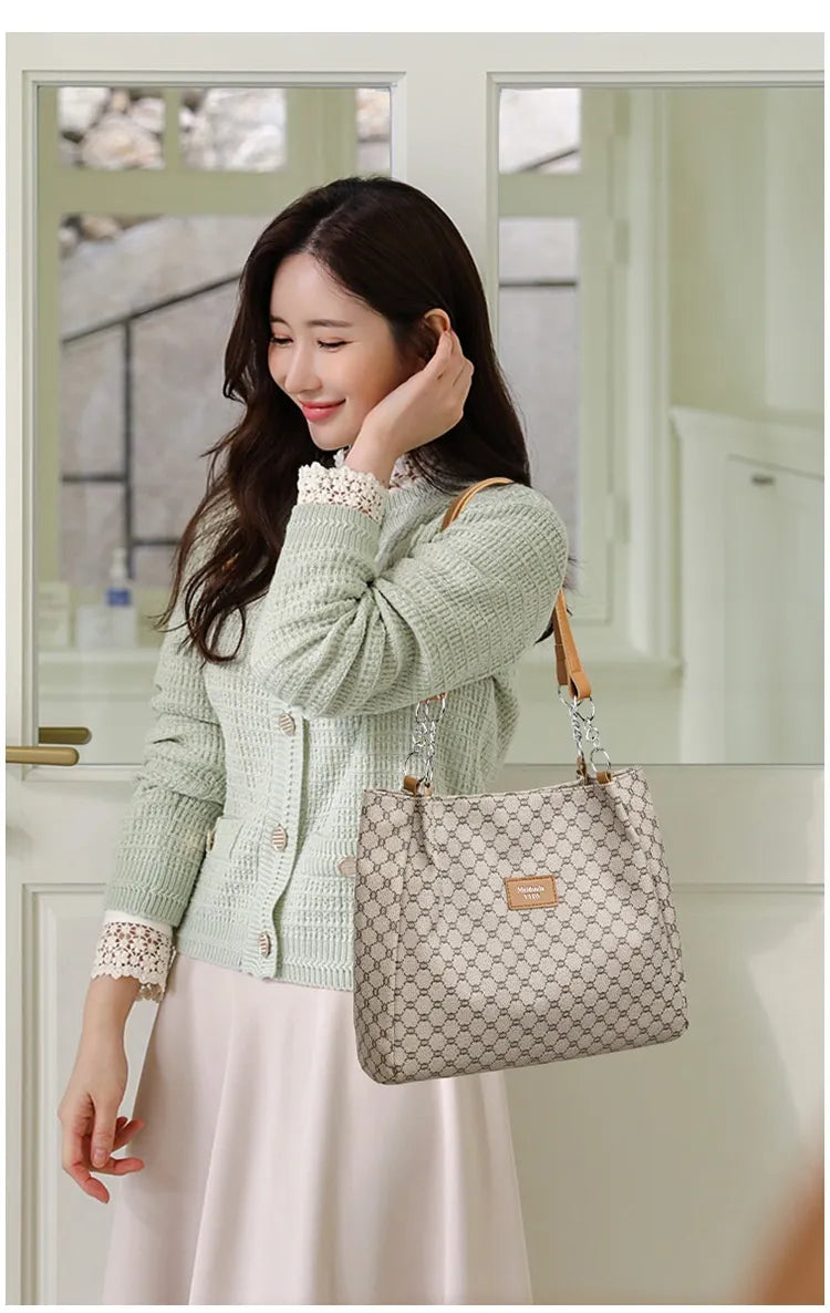 Women's Retro Fashion PU Soft Leather