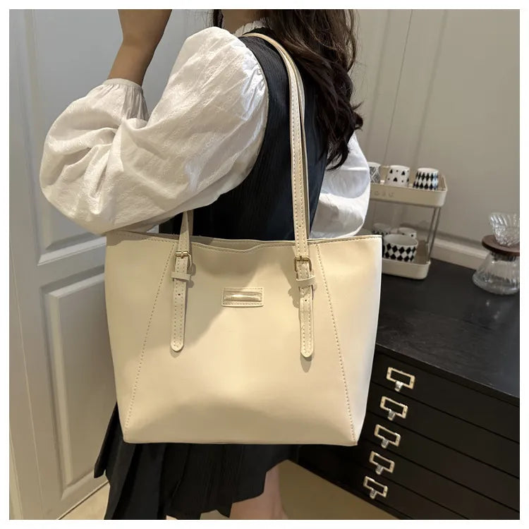 Simple Large Capacity Women's Retro Fashion Shoulder Bag