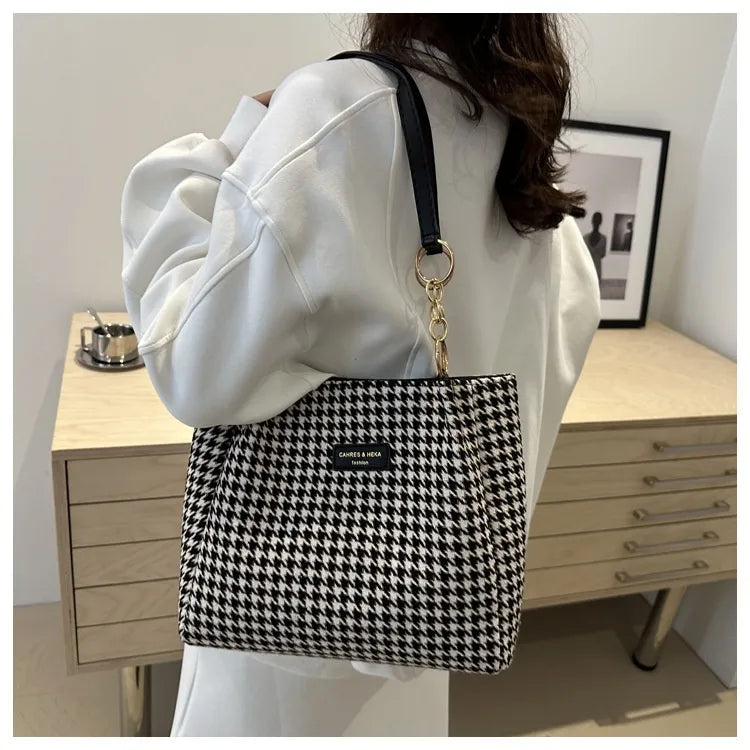 Fall Idle Style Chain Tote Shoulder Large Capacity