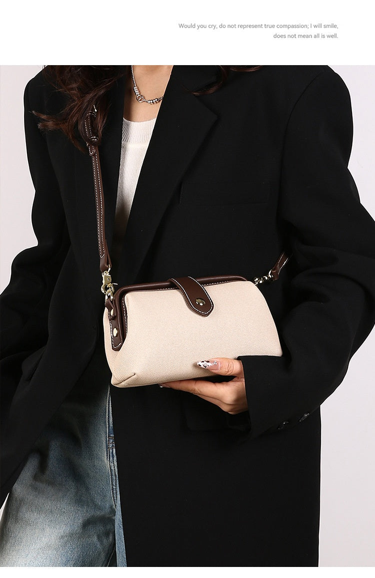 High-grade Casual Women's Niche Texture Shoulder Messenger Bag