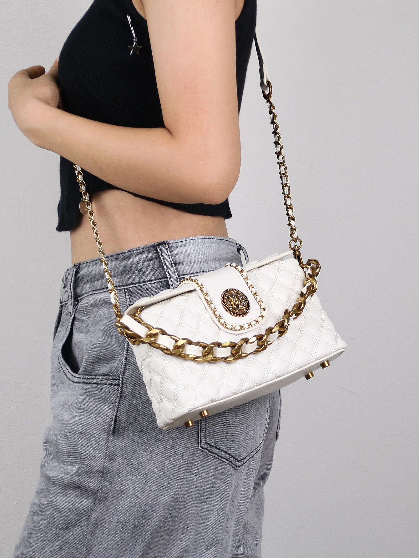 Stylish Solid-color High-end Diamond-quilted Crossbody Bag
