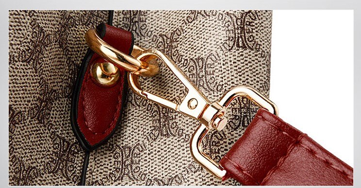 Portable mother bag crossbody bag