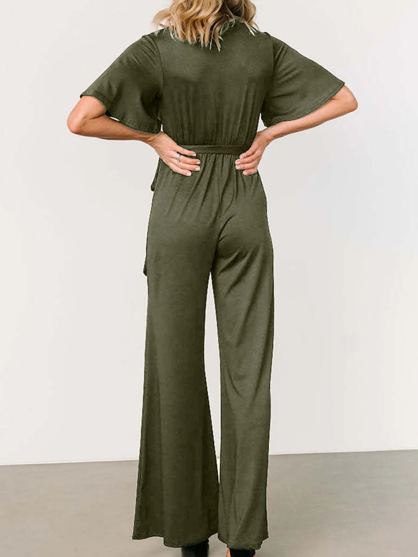 Women's Casual Solid Color Short Sleeve Belt Jumpsuit