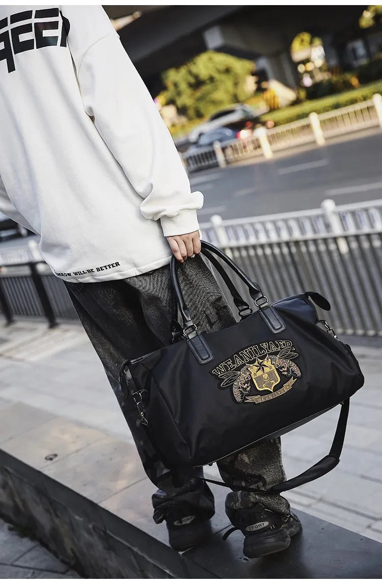 Fashionable Excursion Bags For Men And Women