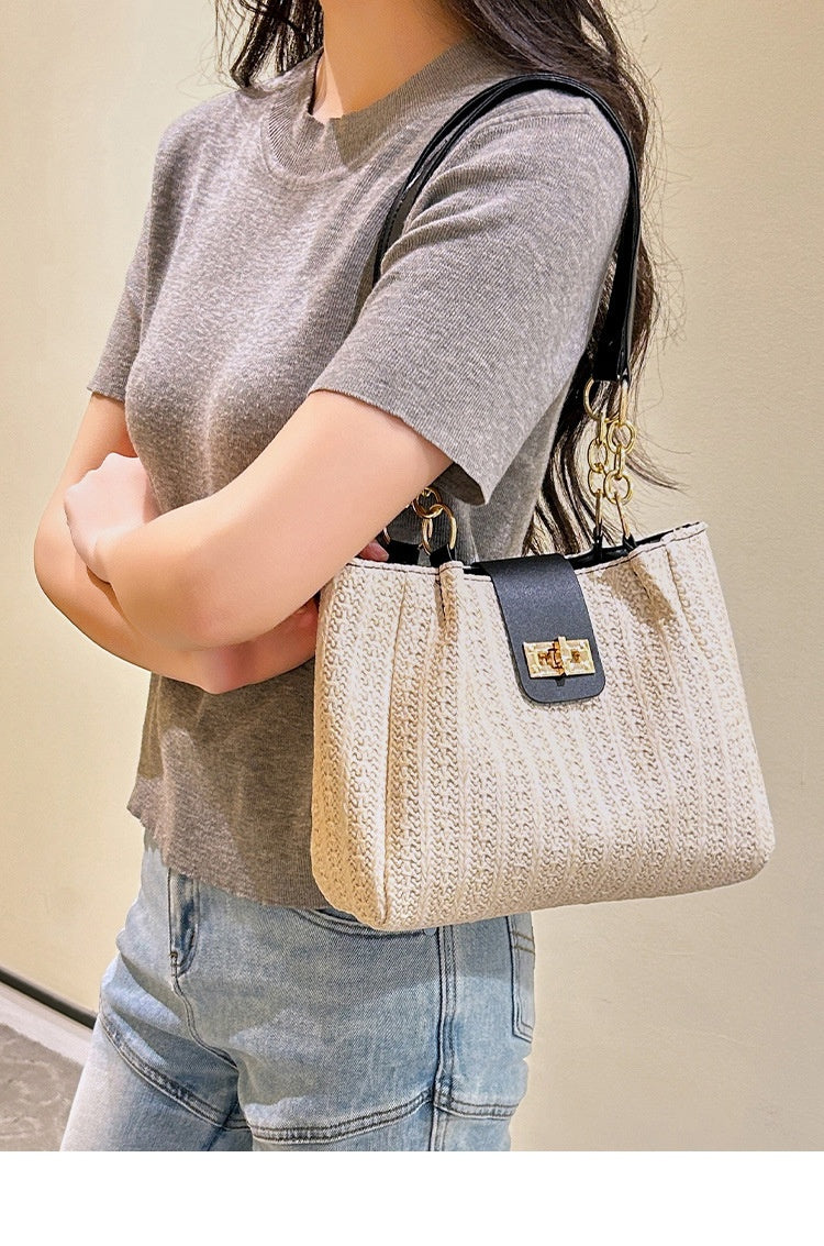 Spring New Classic Style Women's Shoulder Bag