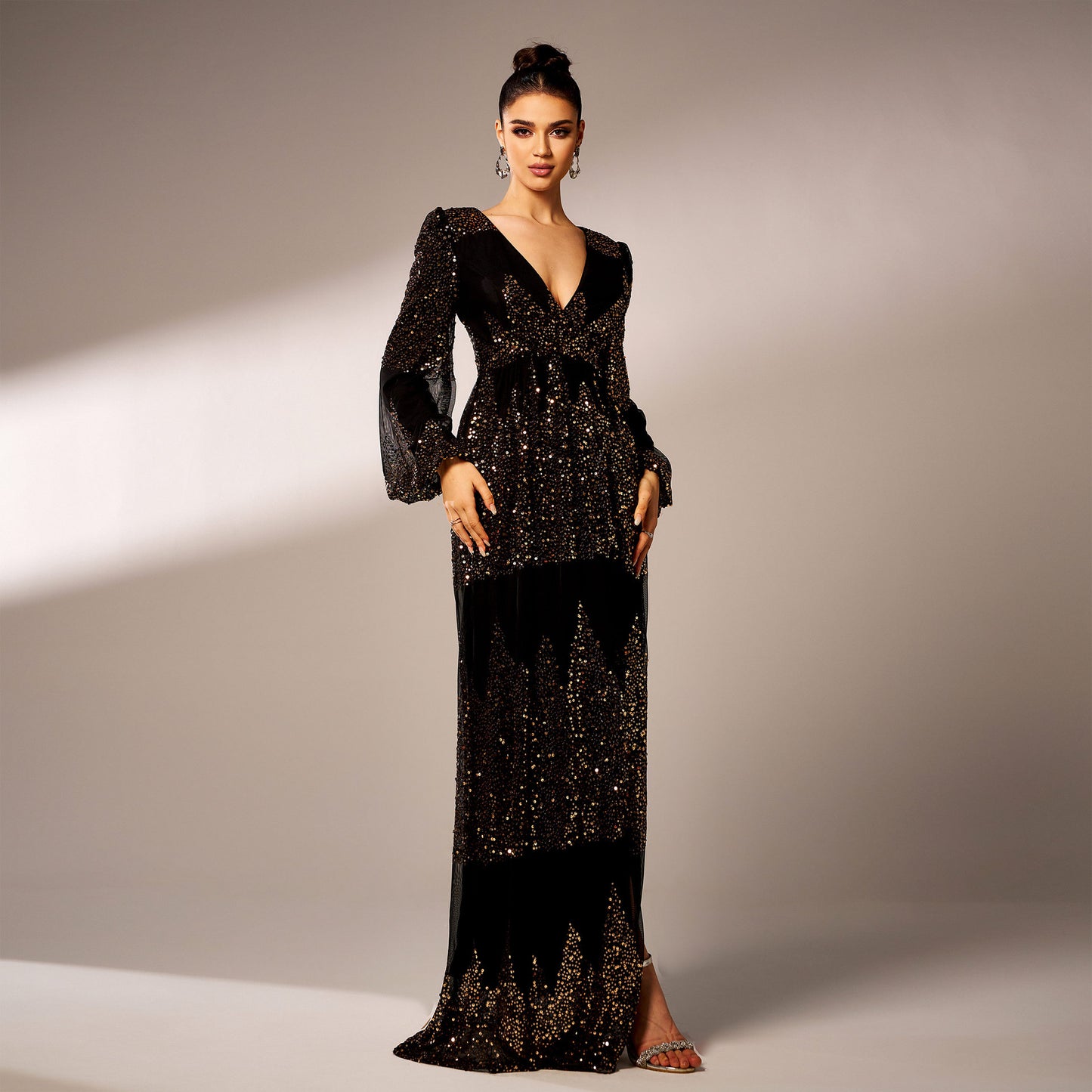 Long Sleeve V-neck Sexy Long Sequined Evening Dress