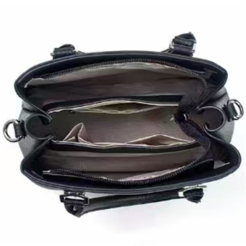 Western Style Large Capacity Exquisite Accessories Shoulder Messenger Bag