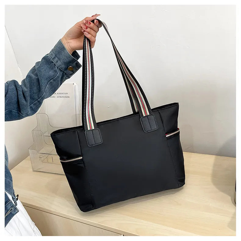 Women's Oxford Cloth Bag Portable And Fashion Shoulder Bag