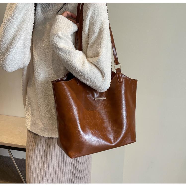 Fashionable Large-capacity One-shoulder Underarm Bag