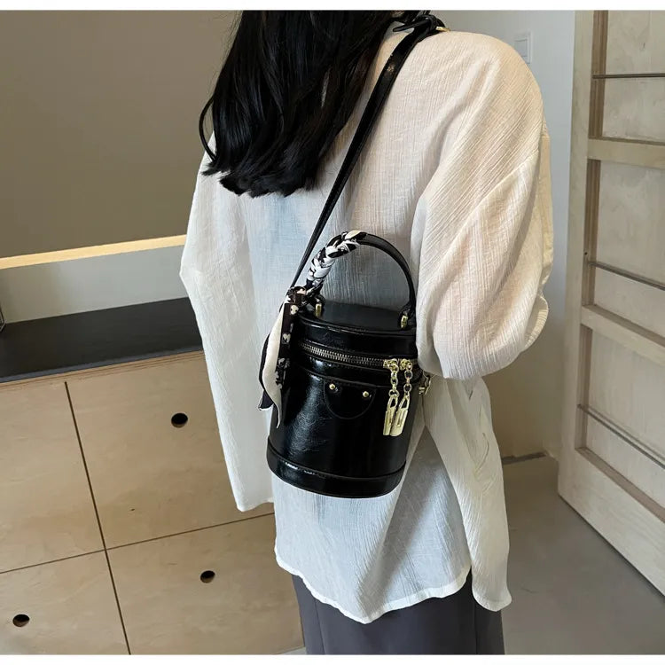 Women's Popular Stylish Simple Shoulder Messenger Bag