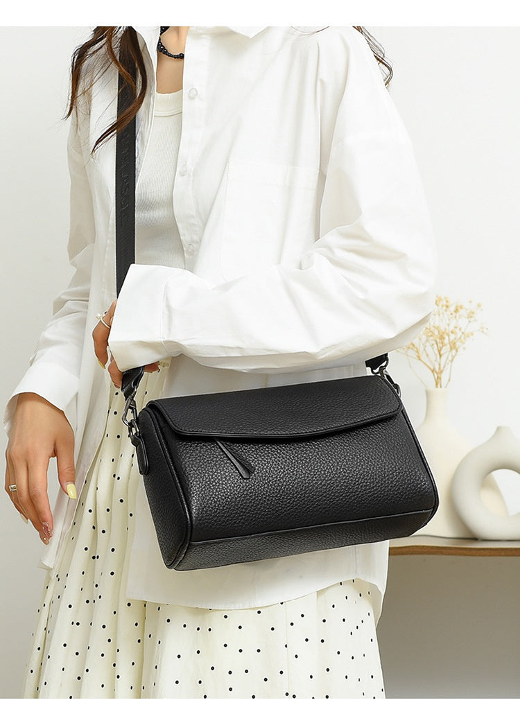 Casual Simple Women's Shoulder Messenger Bag