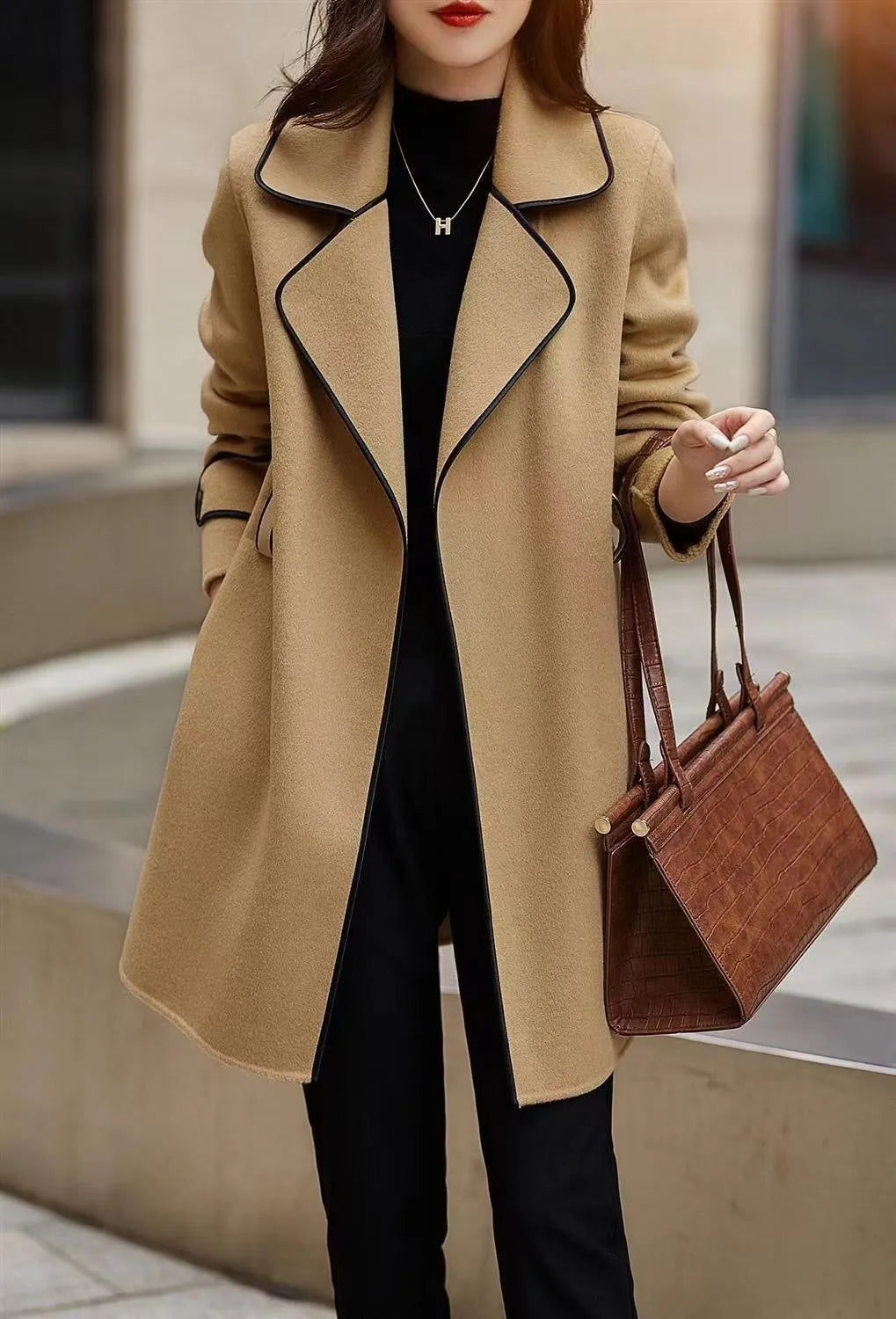 Western Style Contrast Color Mid-length Woolen Coat