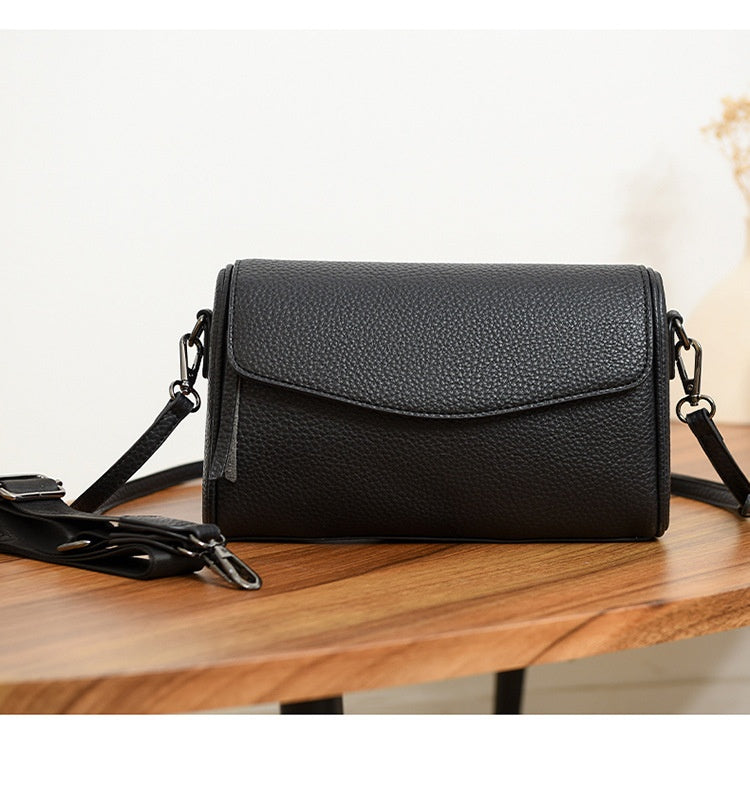 Casual Simple Women's Shoulder Messenger Bag