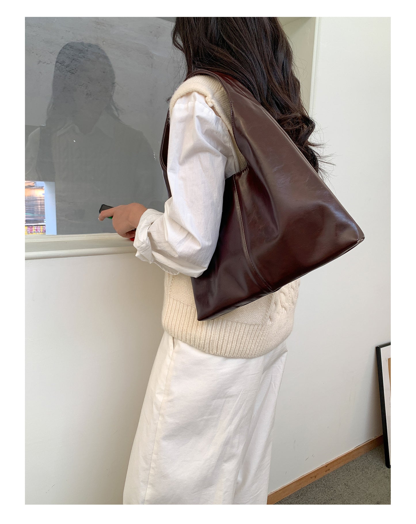 Large Capacity Soft Leather Handbag For Women