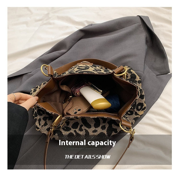 Large Capacity Commute Leisure Tote Bag