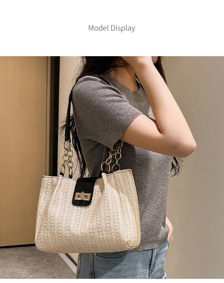 Spring New Classic Style Women's Shoulder Bag