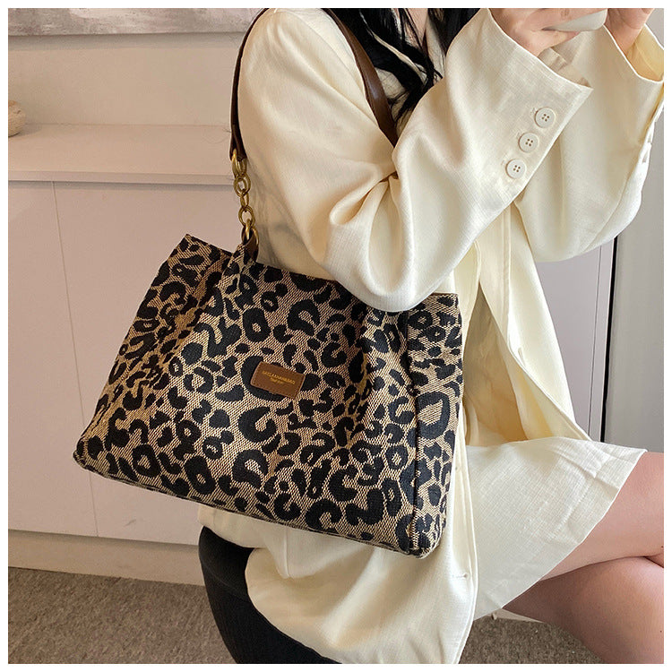 Large Capacity Commute Leisure Tote Bag
