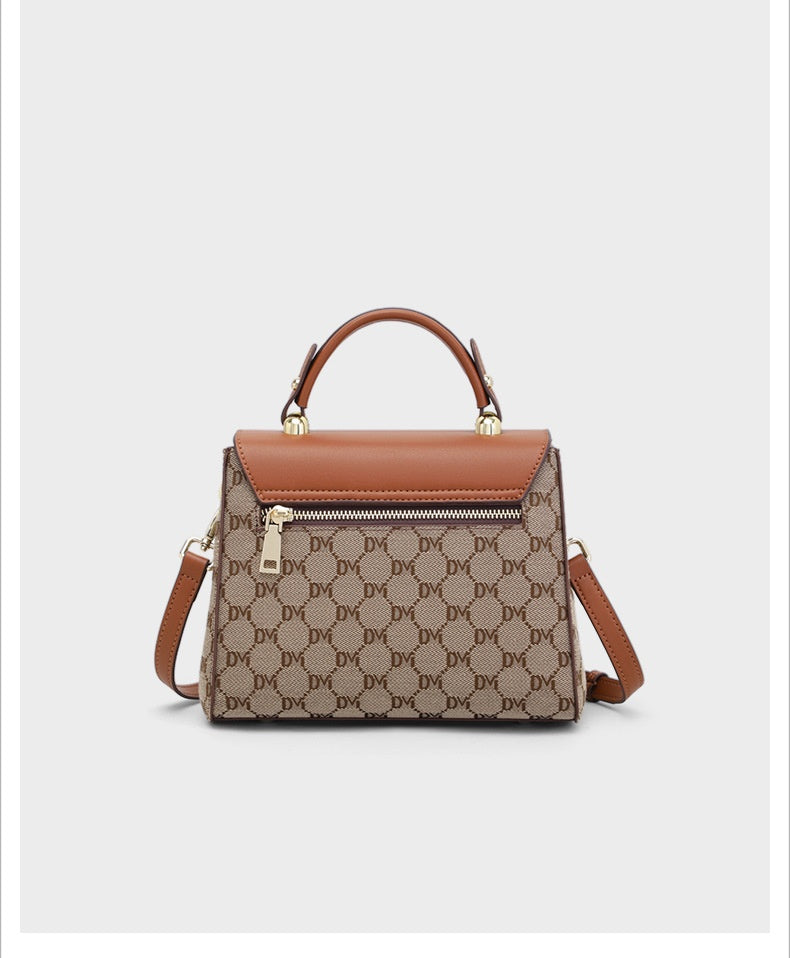 Trendy Crossbody Bag With A Premium Sophisticated Look