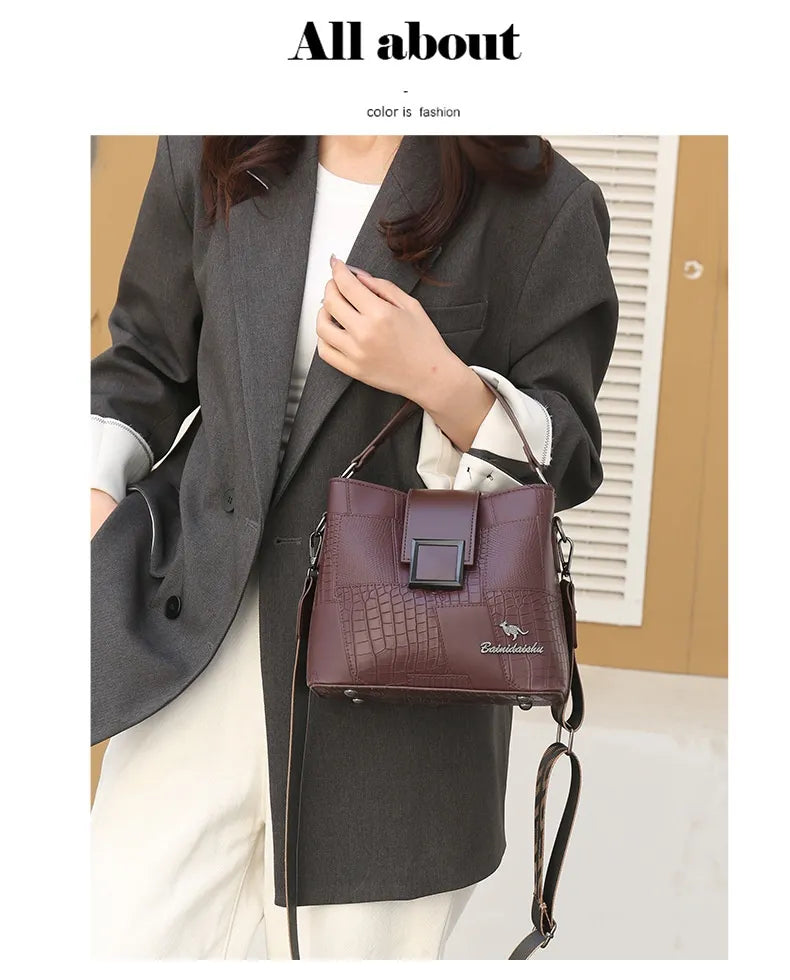 Timeless Elegance – Minimalist Women's Handbag