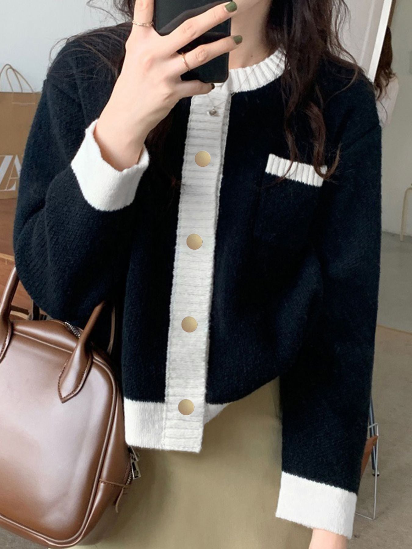 4abbae0e-0c6e-495d-8c17-3bd283979479-Max