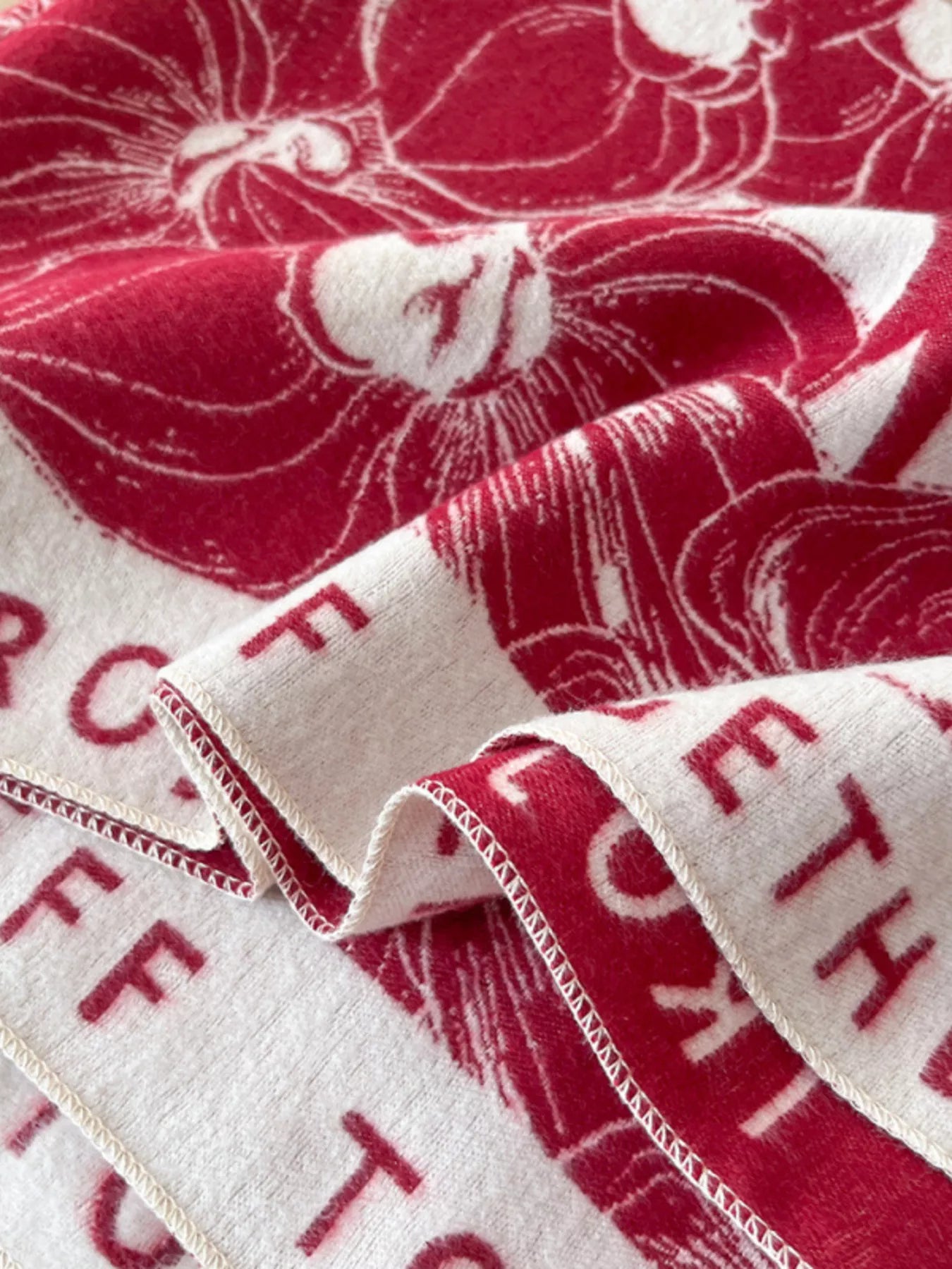 4b3471a0220f4ee684bc7690d4d42a8c-Max-Origin