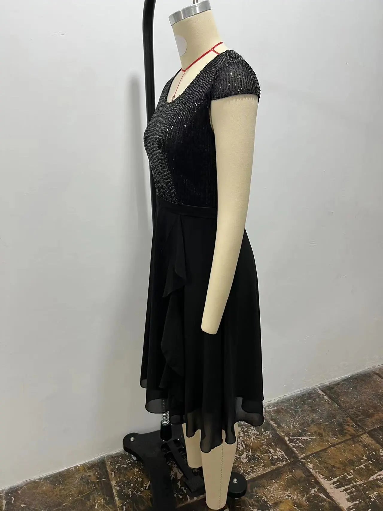 Women's Round Neck Sequins Chiffon Stitching Evening Dress