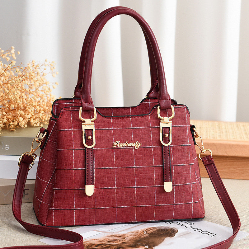 Trendy Messenger Large-capacity All-match Hand-held One-shoulder Middle-aged Women's Bag